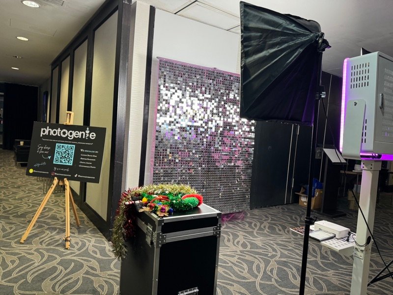 The Wedding Photo Booth Checklist: 8 Things to Sort Before the Day